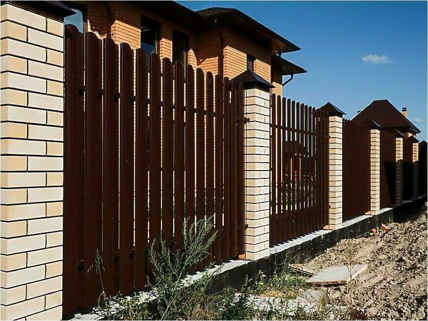 забор из штакетника 115м фото1 в Новосибирске