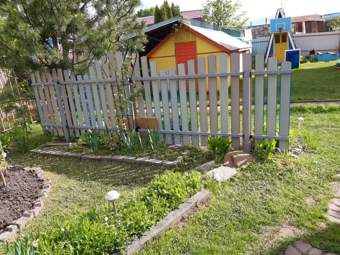 забор из разноцветного штакетника односторонний фото3 в Новосибирске