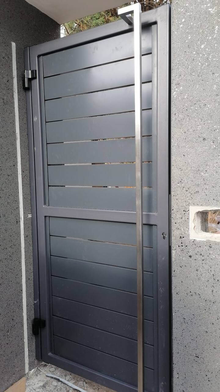 Забор-ранчо из металлопланкена 36м RAL7024 Серый Графит фото 5 в Новосибирске