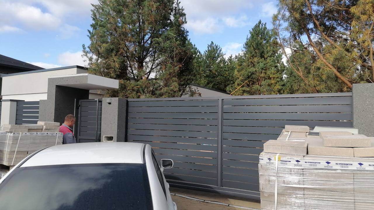 Забор-ранчо из металлопланкена 36м RAL7024 Серый Графит фото 3 в Новосибирске
