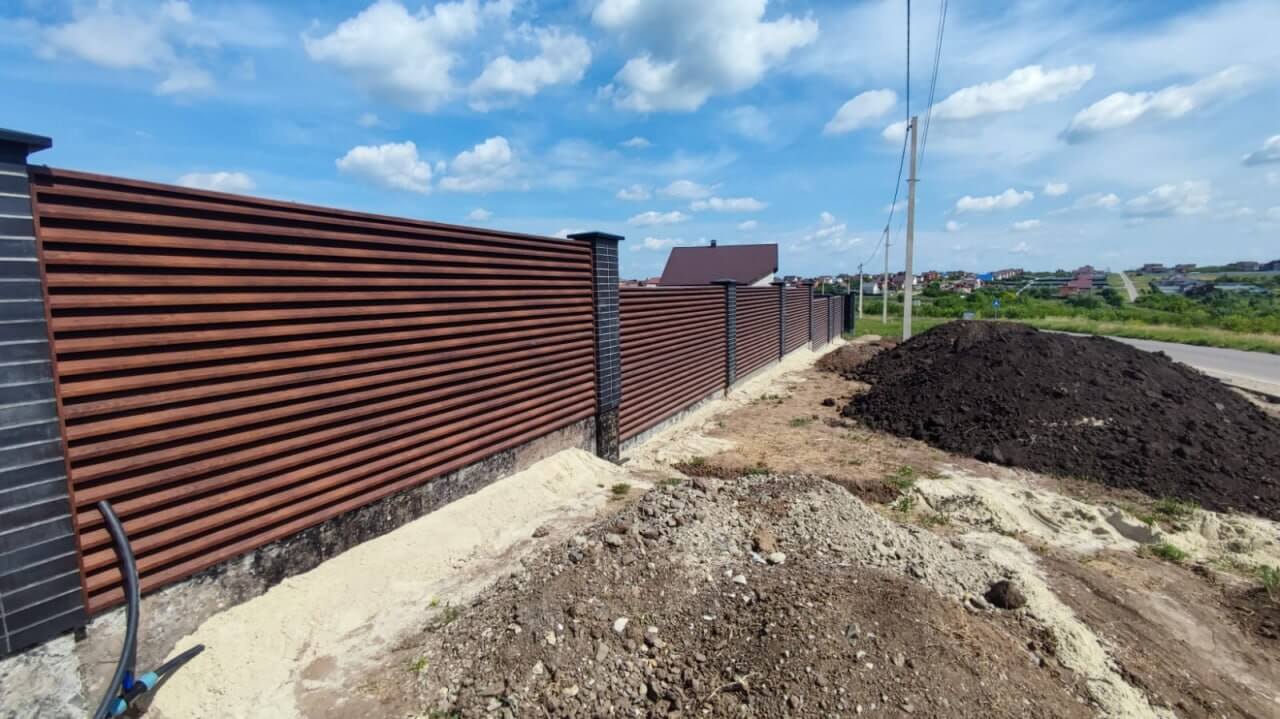 Забор-жалюзи из ламелей 54м ЭКО-Z Античный Дуб (SteelArt) фото 1 в Новосибирске