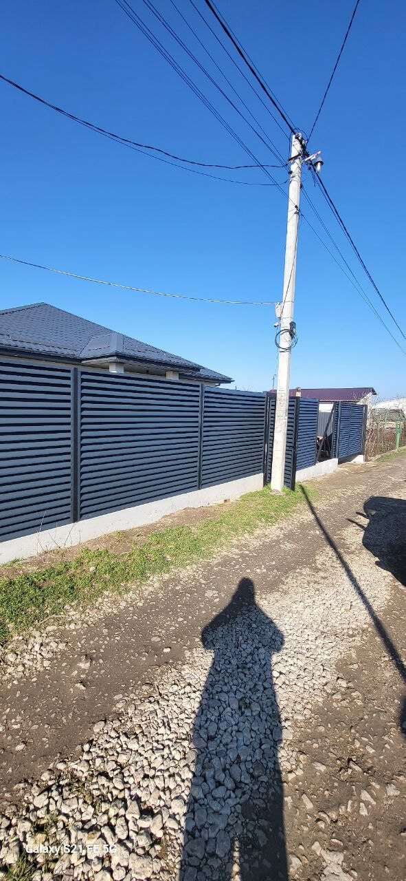 Забор из ламелей еврожалюзи 30м RAL7024/7024 Серый Графит двусторонний фото 1 в Новосибирске
