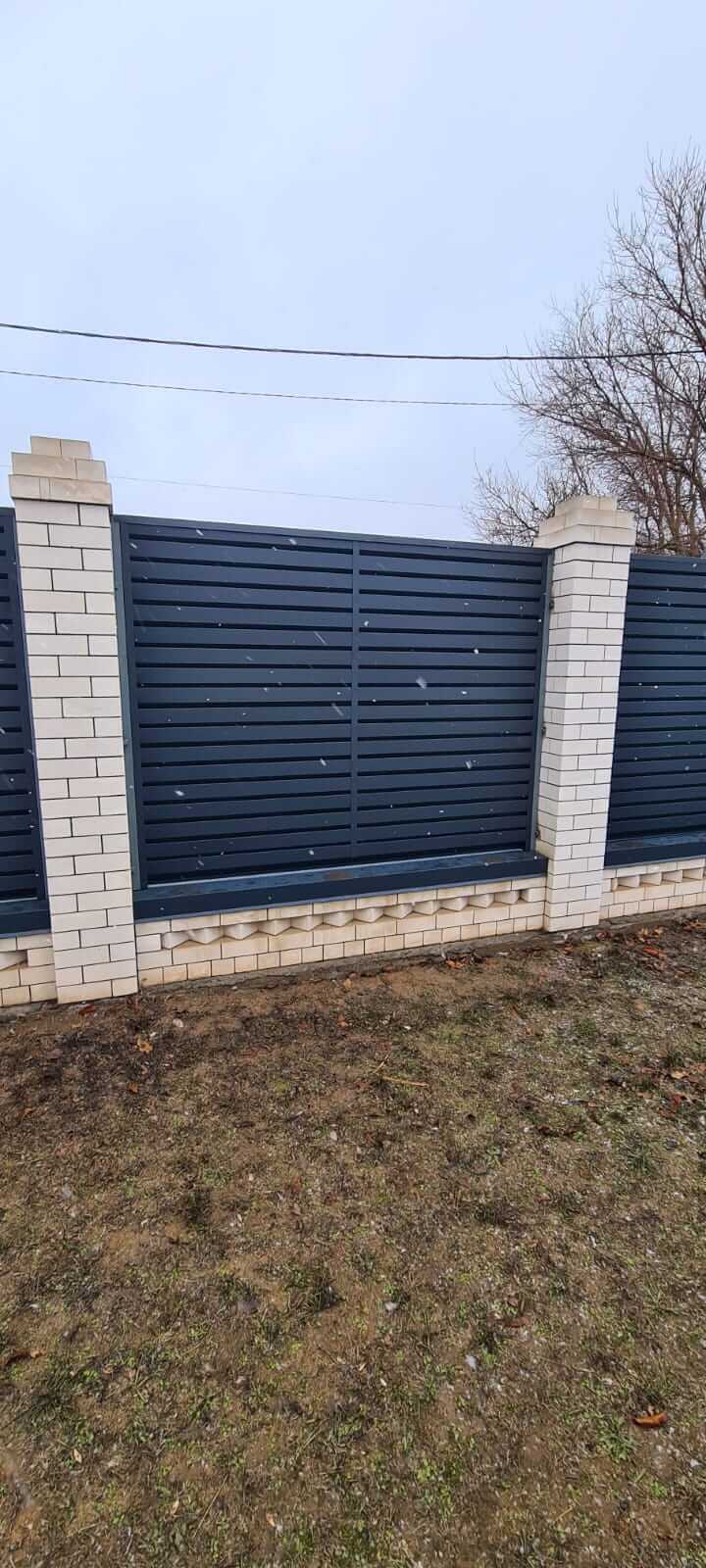 Забор-жалюзи из ламелей Хай-Тек 23м RAL7024/7024 Серый Графит двусторонний МАТТЕ фото 1 в Новосибирске