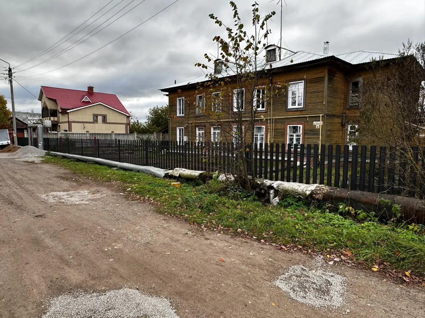 Забор из евроштакетника 63м Черное Дерево 3D Принтек фото 2 в Новосибирске