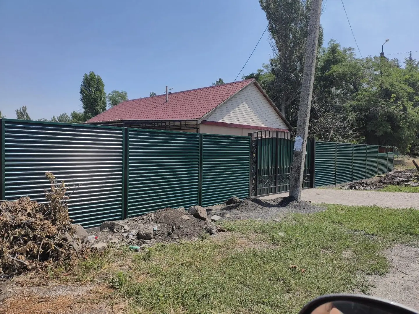 Забор-жалюзи из ламелей ЭКО-Z 24м RAL6005 Зеленый Мох фото 3 в Новосибирске